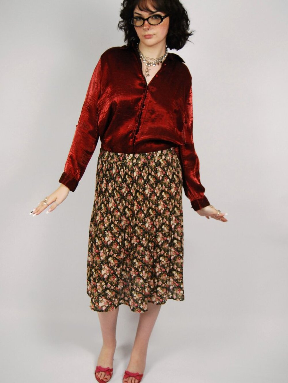 90s Floral Midi Skirt (M) medium black vintage Sag Harbor pleated twee preppy